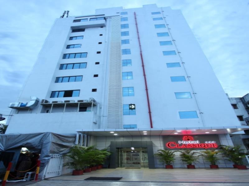ראג'קוט Hotel Classique מראה חיצוני תמונה